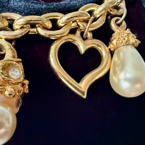 Black and Gold Hardware Woman Purse 90s, Black light suede. - Picture 3 of 6